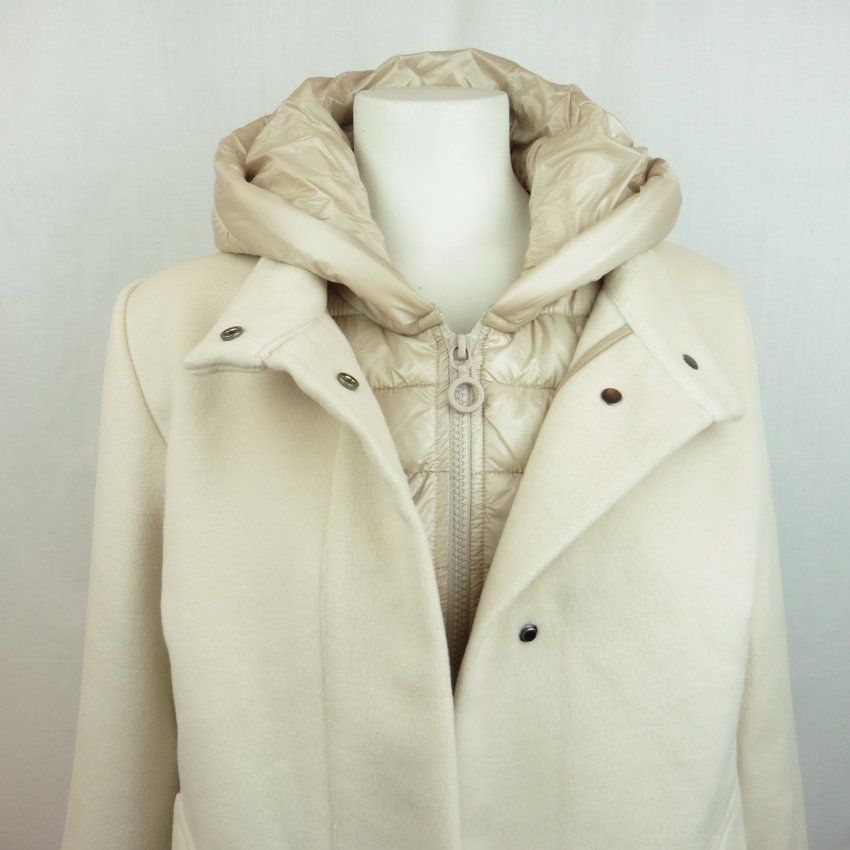 Chaquetón combinado beige de WNT Collection