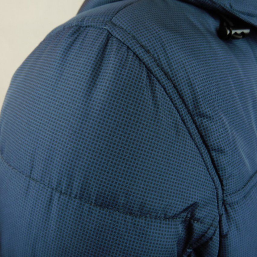 Chaquetón azul de Alexander & Co.