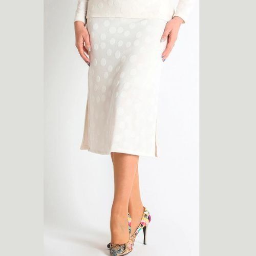 Falda crudo lunares de Lourdes Castillo Falda crudo lunares de Lourdes Castillo