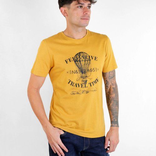 Camiseta ocre globo de N&S Camiseta ocre globo de N&S