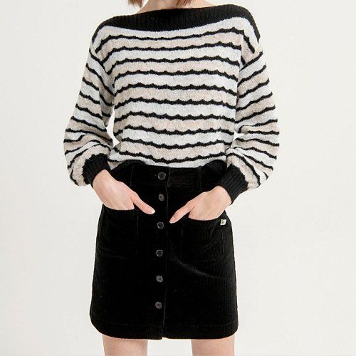 Falda pana negra de Surkana Falda pana negra de Surkana