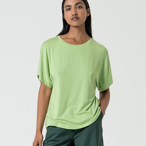 Camiseta verde de Surkana Camiseta verde de Surkana
