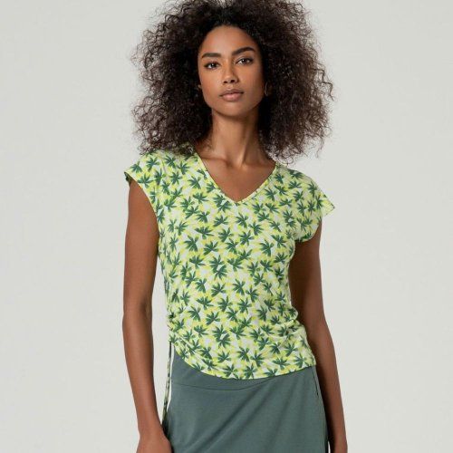 Camiseta fruncido lateral flores lima y verde de Surkana Camiseta fruncido lateral flores lima y verde de Surkana
