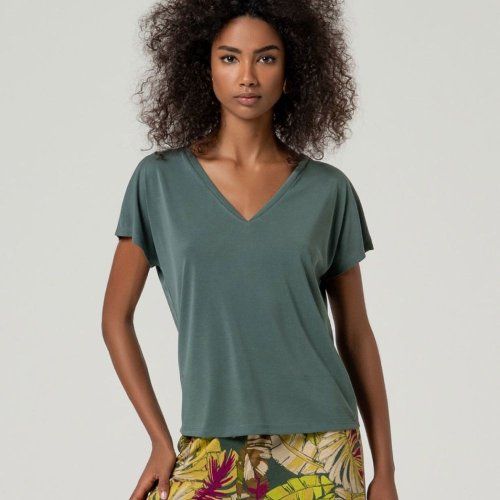 Camiseta modal verde de Surkana Camiseta modal verde de Surkana
